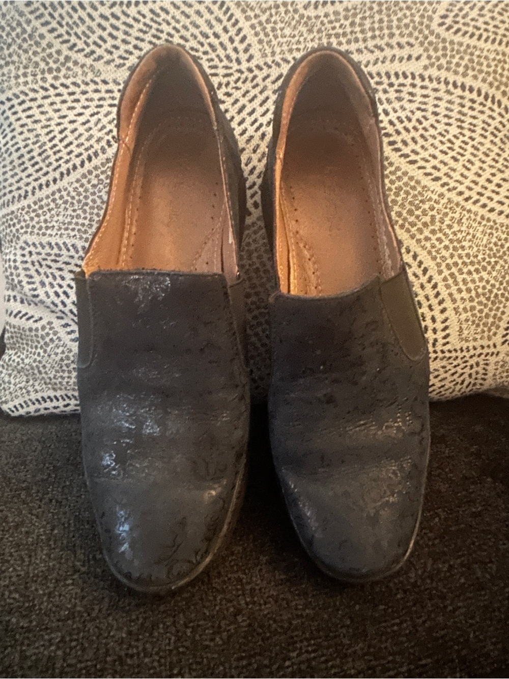 Wasak Navy blue lather shoes